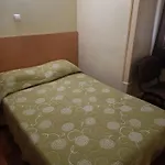 Konukevi Local Pensao Rossio *