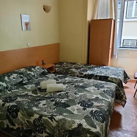 Local Pensao Rossio Pensjonat